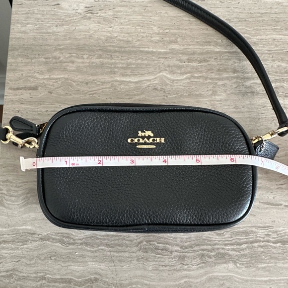 Coach Mini crossbody Bag black pebble leather. Adjustable strap, multiple pocket - Picture 14 of 15